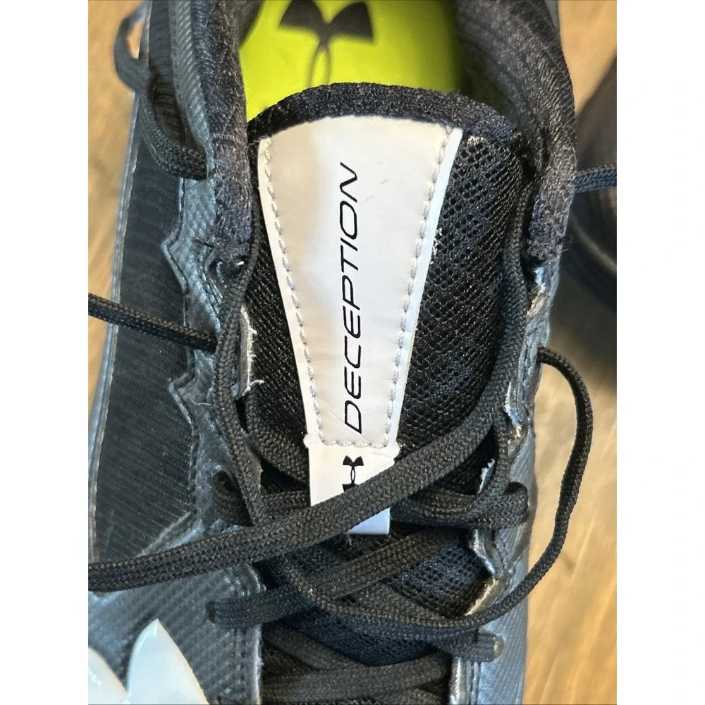 Under Armour Men's Deception Trainer Baseball Turf Cross Shoe 8.5 NEW